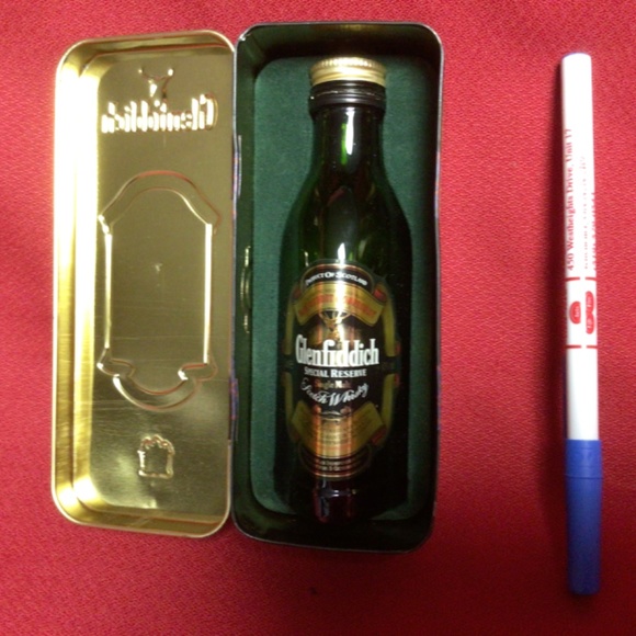 GLENFIDDICH whiskey collectible tin - Picture 2 of 3
